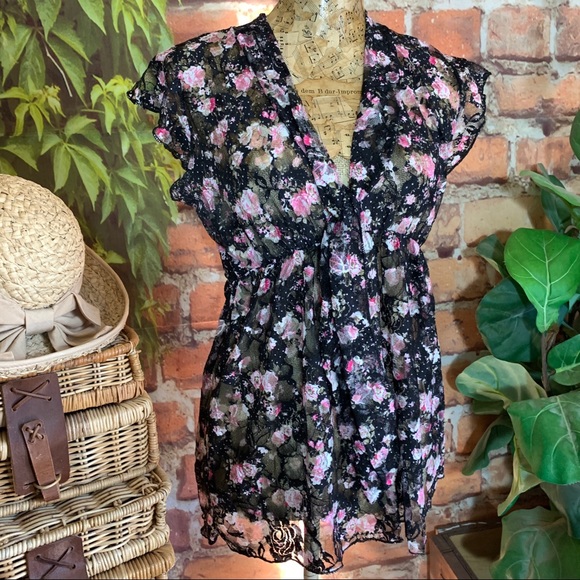 Tops - Floral Cottage Core Top Baby Doll Spandex Ties L